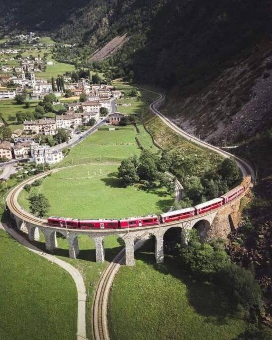 Apartmán La Casa Di Gio Tirano Exteriér fotografie